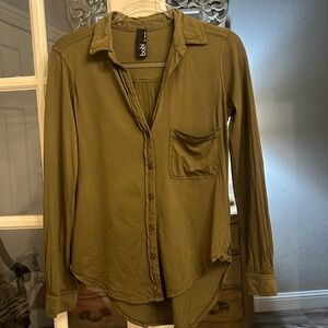 Women’s Small Olive Green Top